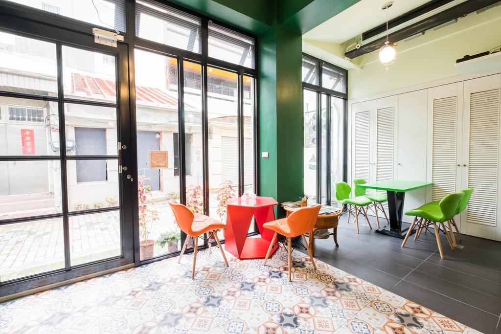 Zhizhu Homestay Tainan Exterior photo
