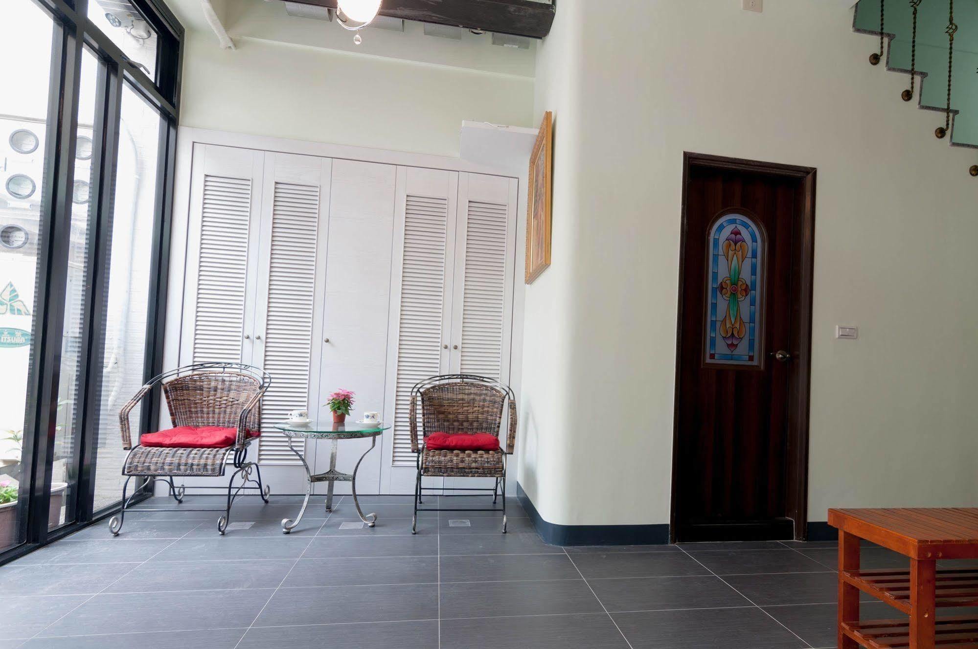 Zhizhu Homestay Tainan Exterior photo